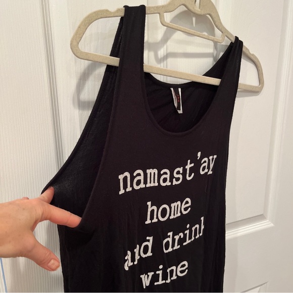 Women's Large Workout Exercise Tank Top Namastay Home And Drink Wine EUC. - Picture 3 of 5